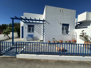 1 - Loutra, House
