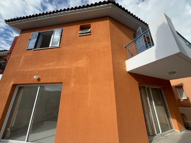 Image No.2-Propriété de 3 chambres à vendre à Paphos