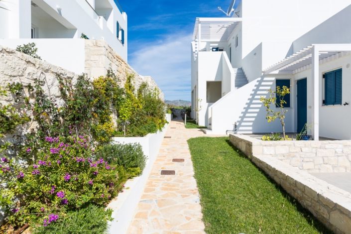 Image No.23-3 Bed Property for sale