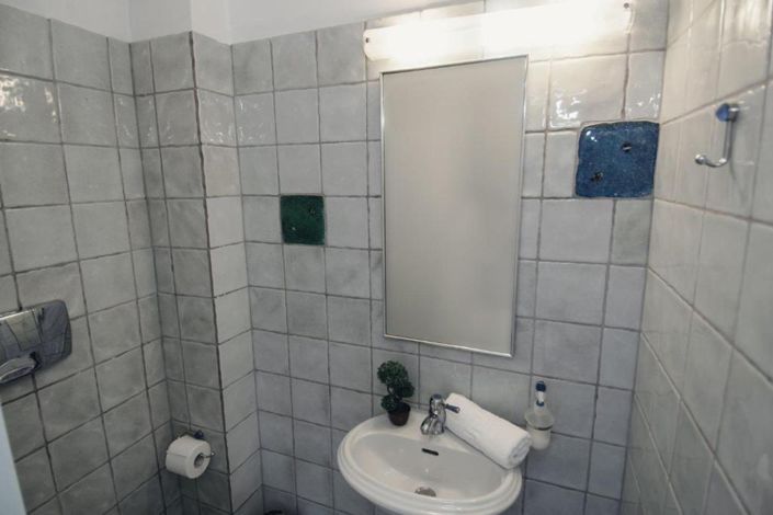 Image No.40-5 Bed House for sale