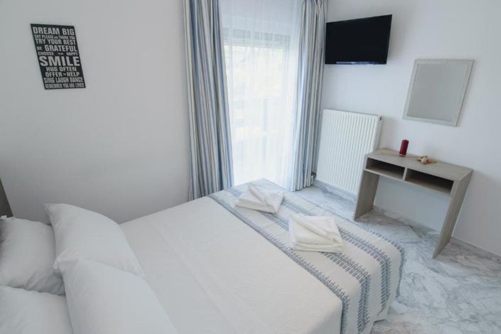 Image No.45-5 Bed House for sale