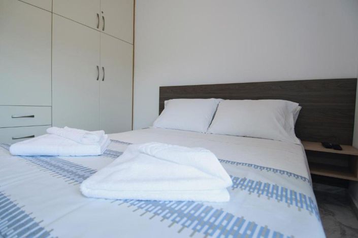 Image No.46-5 Bed House for sale