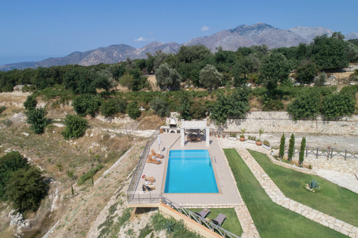 Image No.10-6 Bed House for sale