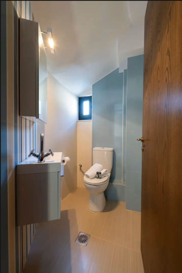 Image No.31-6 Bed House for sale