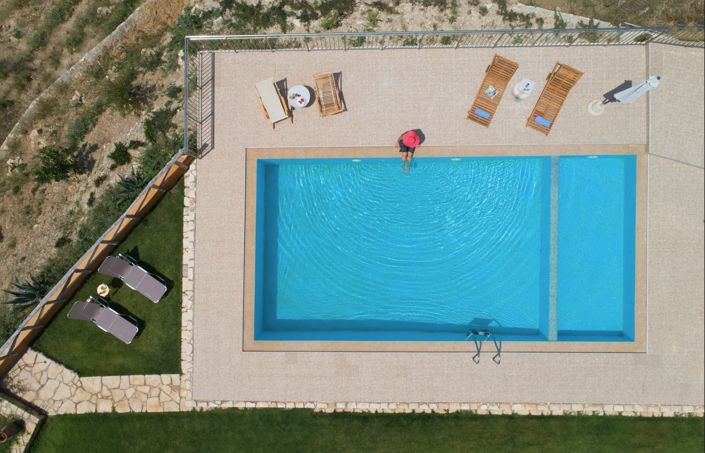 Image No.8-6 Bed House for sale