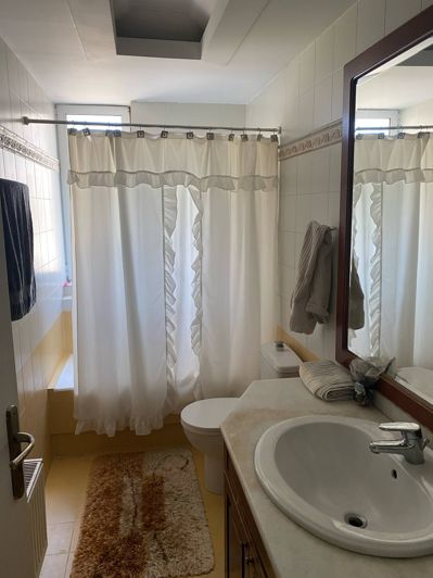 Image No.20-3 Bed Apartment for sale