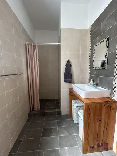 Image No.29-3 Bed House for sale