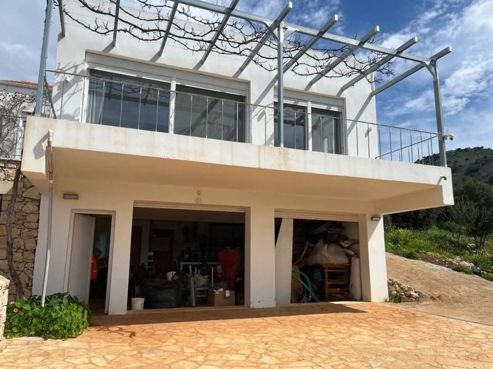 Image No.8-3 Bed House for sale