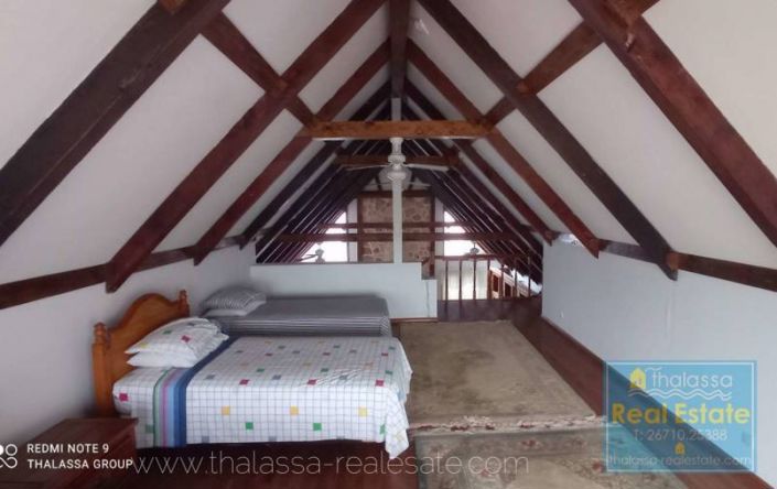 Image No.10-3 Bed Property for sale