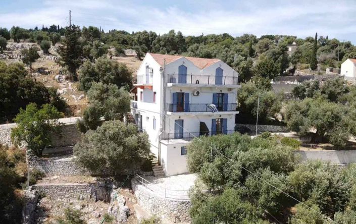 Image No.15-7 Bed Apartment for sale