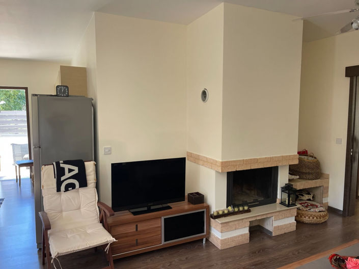 Image No.4-Propriété de 4 chambres à vendre à Platres