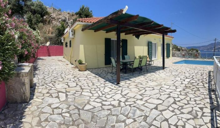 Image No.3-Propriété de 3 chambres à vendre à Argostoli
