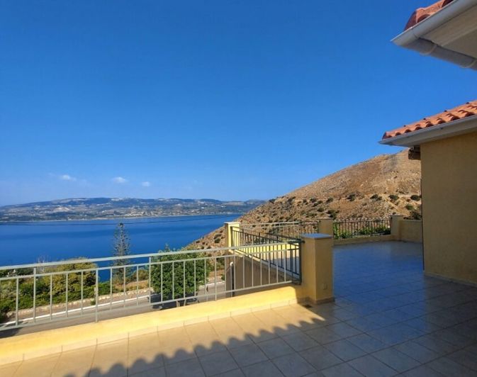 Image No.3-Propriété de 3 chambres à vendre à Argostoli