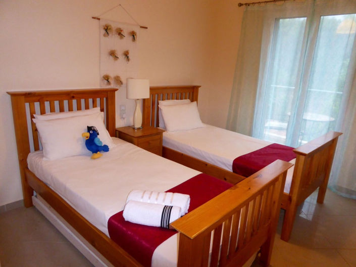 Image No.19-4 Bed Property for sale
