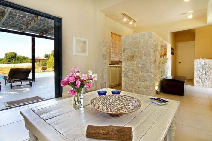 Image No.19-2 Bed Property for sale