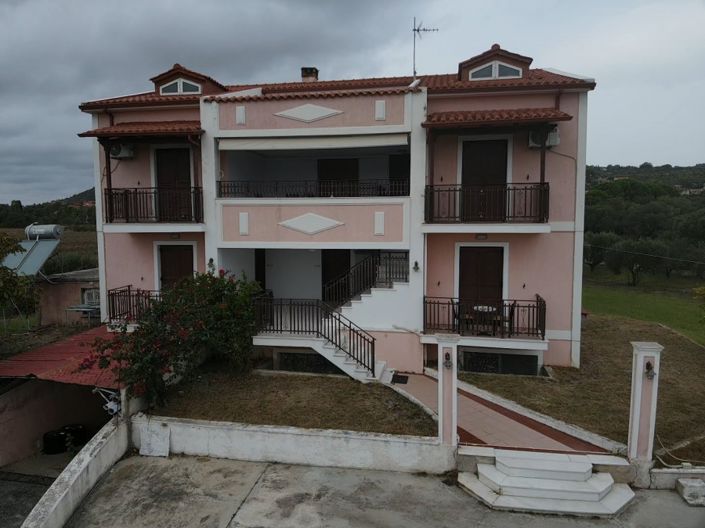 Image No.4-Propriété de 6 chambres à vendre à Céphalonie