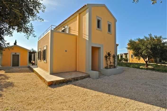 Image No.5-5 Bed Property for sale