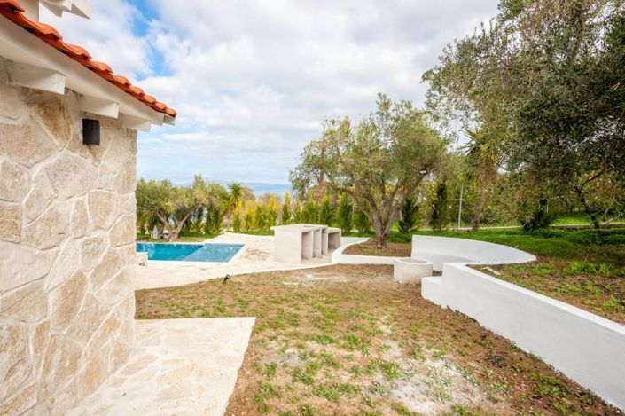 Image No.10-4 Bed House for sale