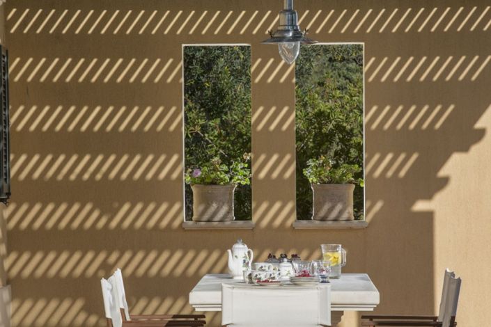 Image No.14-6 Bed Property for sale