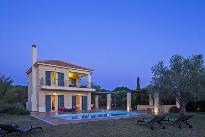Image No.3-6 Bed Property for sale