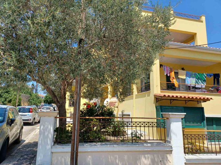 Image No.2-House for sale