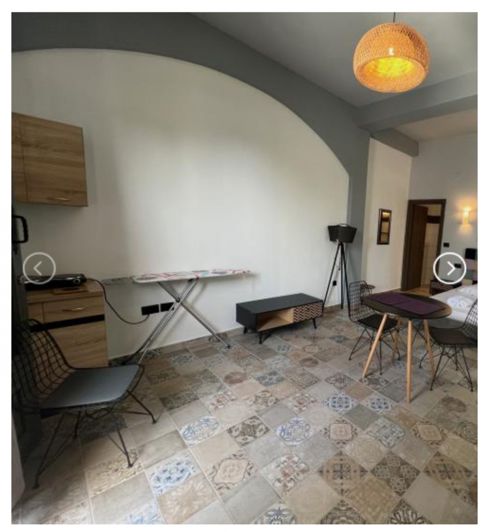 Image No.16-8 Bed House for sale