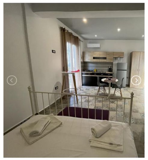 Image No.7-8 Bed House for sale