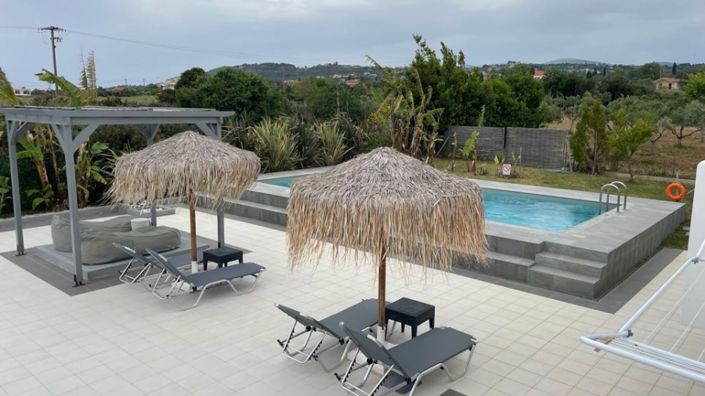 Image No.20-5 Bed Property for sale