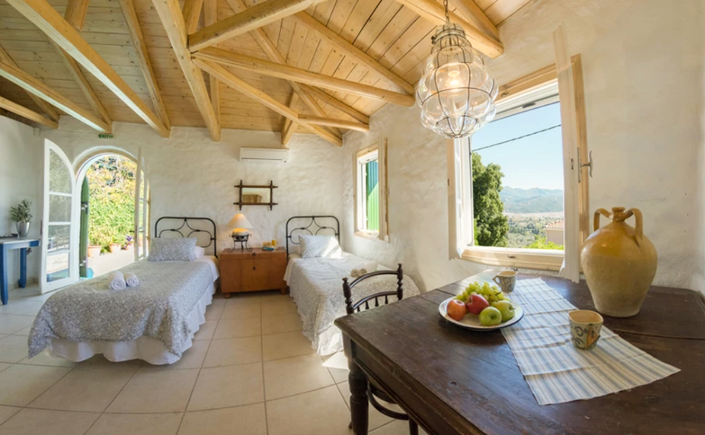 Image No.14-4 Bed House for sale