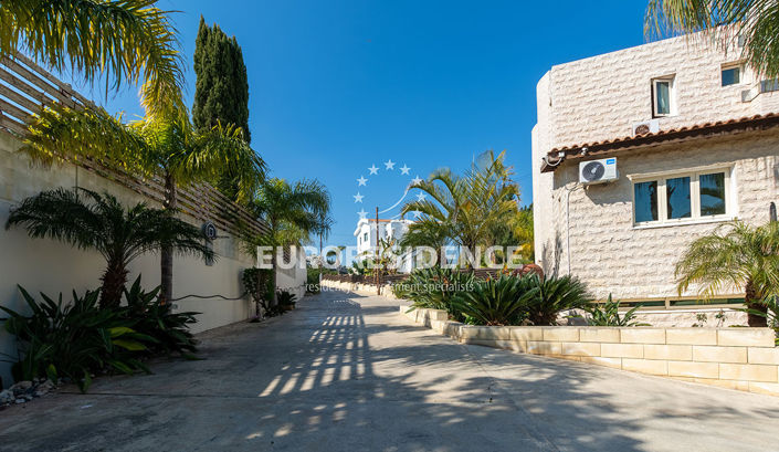 Image No.17-Propriété de 3 chambres à vendre à Paralimni