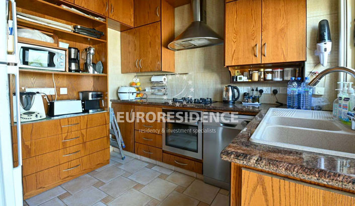 Image No.9-Propriété de 3 chambres à vendre à Paralimni