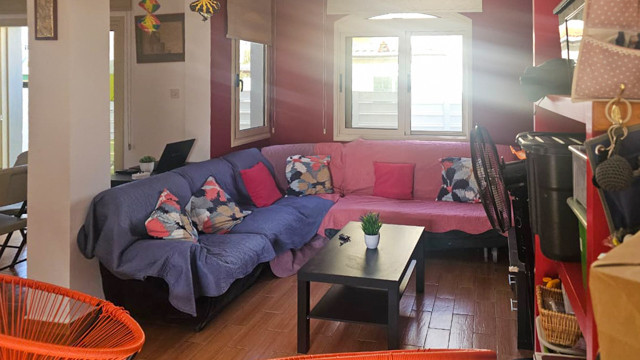 Image No.19-3 Bed Property for sale