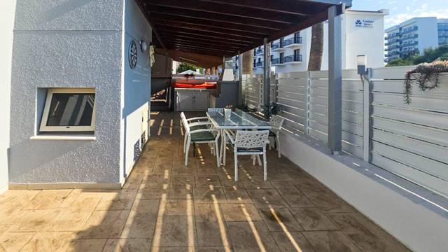 Image No.2-3 Bed Property for sale