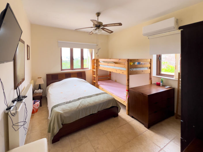 Image No.11-4 Bed Property for sale