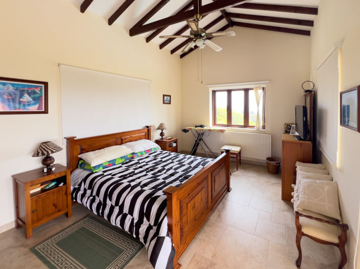 Image No.18-4 Bed Property for sale