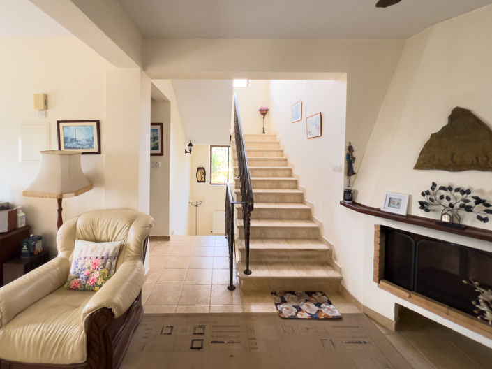 Image No.26-4 Bed Property for sale
