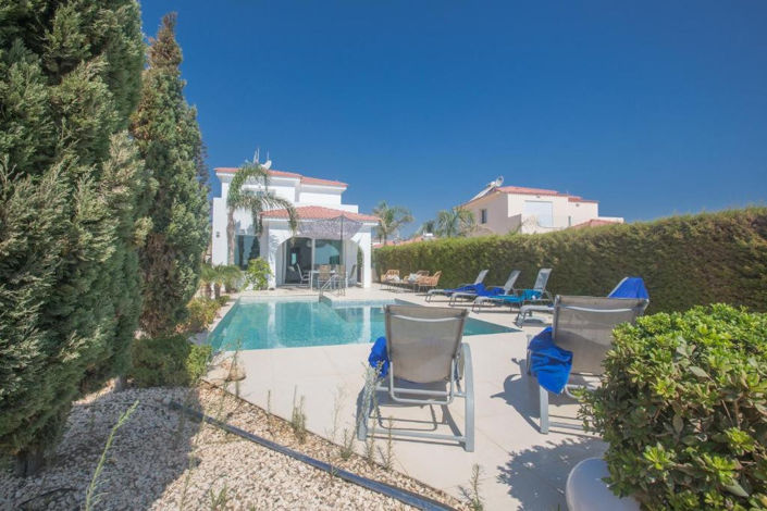 Image No.14-3 Bed Property for sale