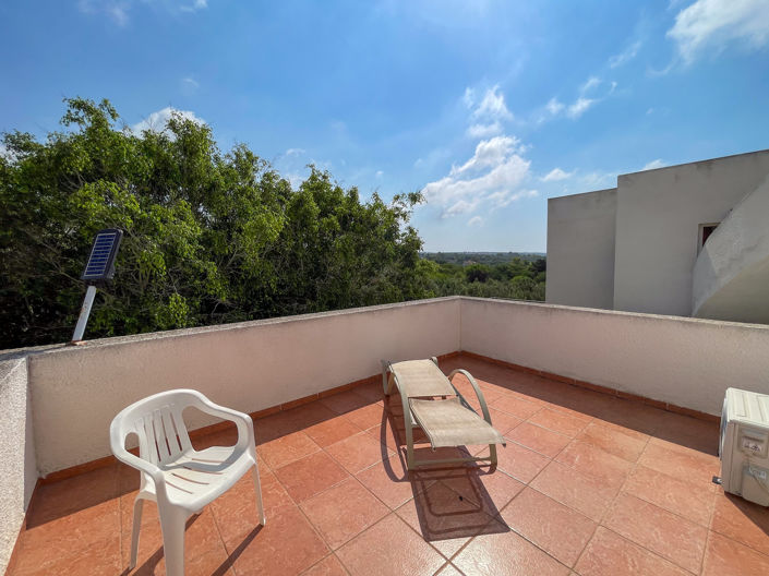 Image No.15-6 Bed Property for sale