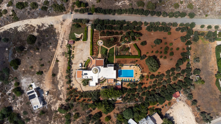 Image No.7-6 Bed Property for sale