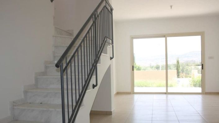 Image No.3-Propriété de 3 chambres à vendre à Polis