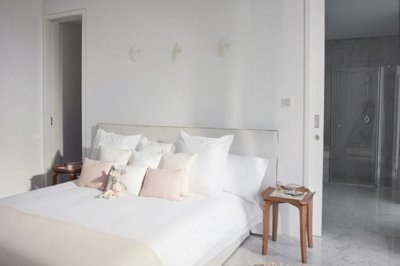 villa-petra-girls-room-1024x683