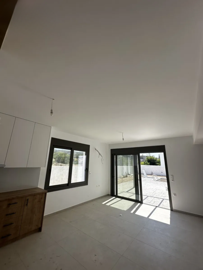 Image No.4-3 Bed House for sale