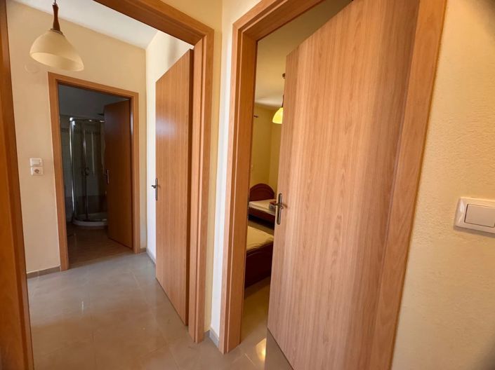Image No.15-3 Bed House for sale
