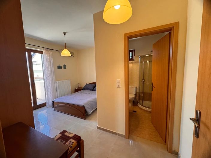 Image No.22-3 Bed House for sale