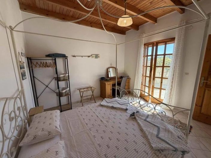 Image No.17-2 Bed House for sale