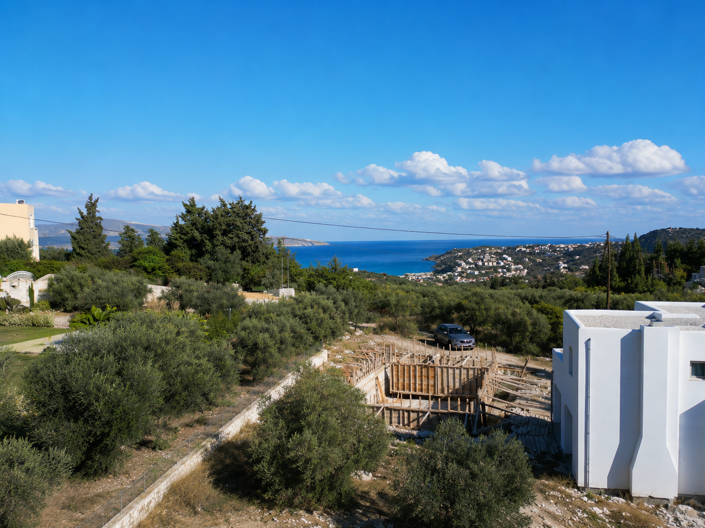 Image No.9-6 Bed House for sale