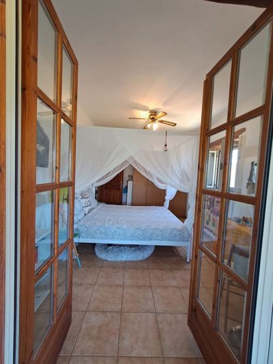 Image No.17-2 Bed House for sale