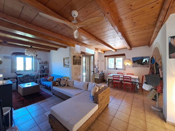 Image No.9-2 Bed House for sale