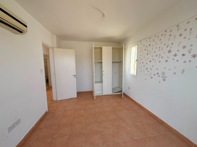 Image No.13-3 Bed Property for sale
