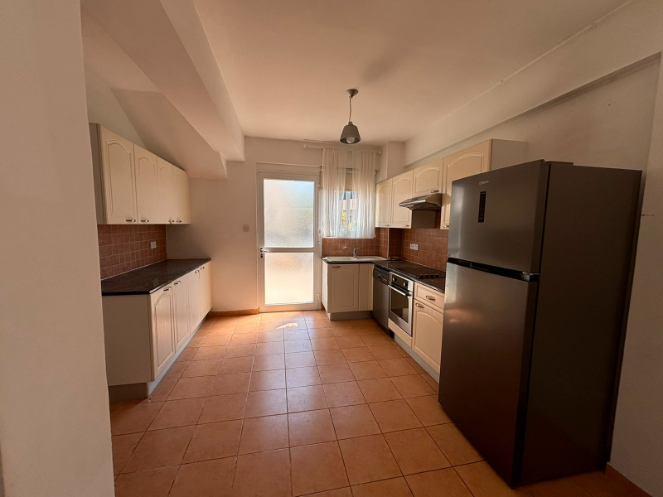 Image No.9-3 Bed Property for sale